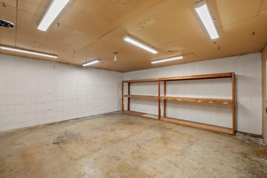 More Photos Of 103-105 E Center Street, Lorena Storefront For Sale
