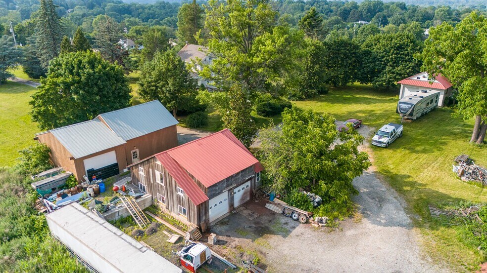 More Photos Of 1112 W Bridge St, Spring City Warehouse For Sale