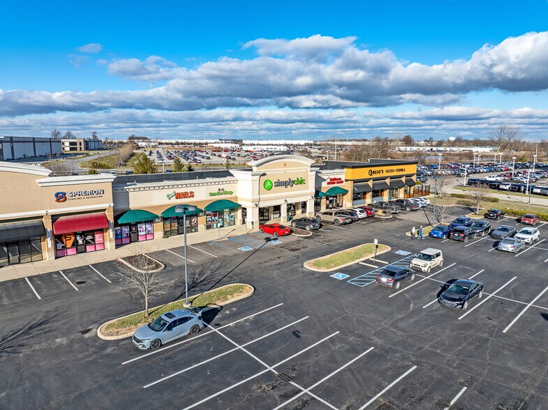 More Photos Of 160 Plainfield Village Dr, Plainfield General Retail For Sale