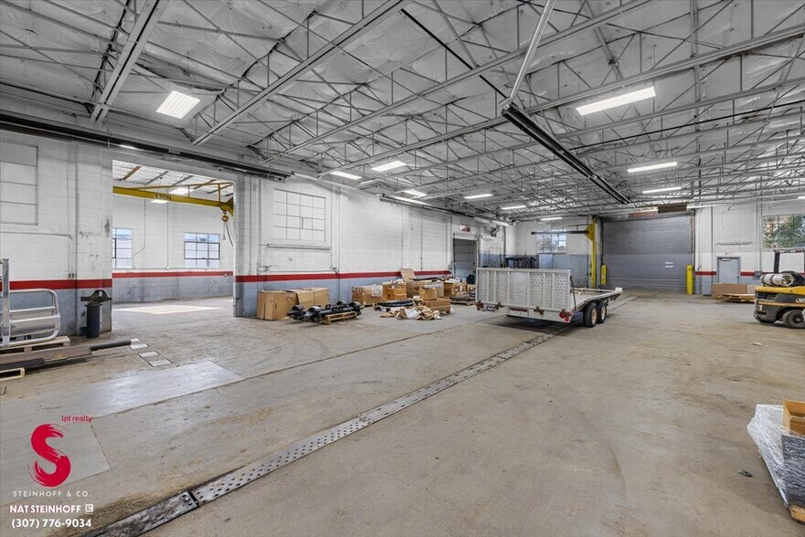 More Photos Of 4113 W Yellowstone Hwy, Casper Flex For Sale
