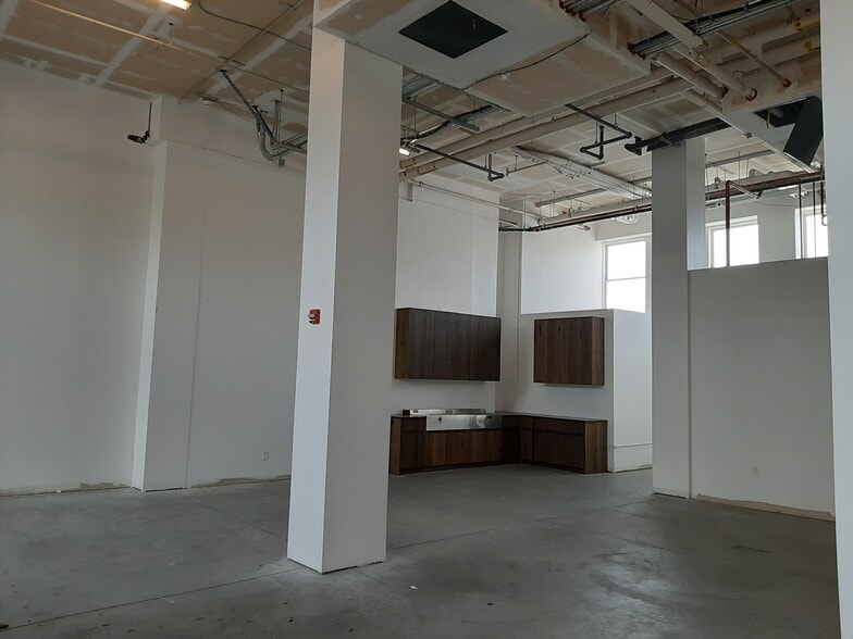 More Photos Of 3443-3501 San Pablo Ave, Oakland Dormitory For Lease