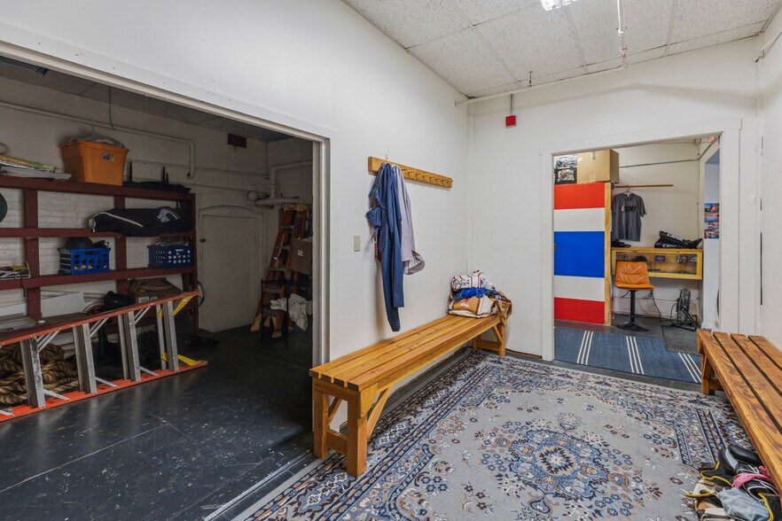 More Photos Of 36 Carpenter Street St, Keene Office For Sale