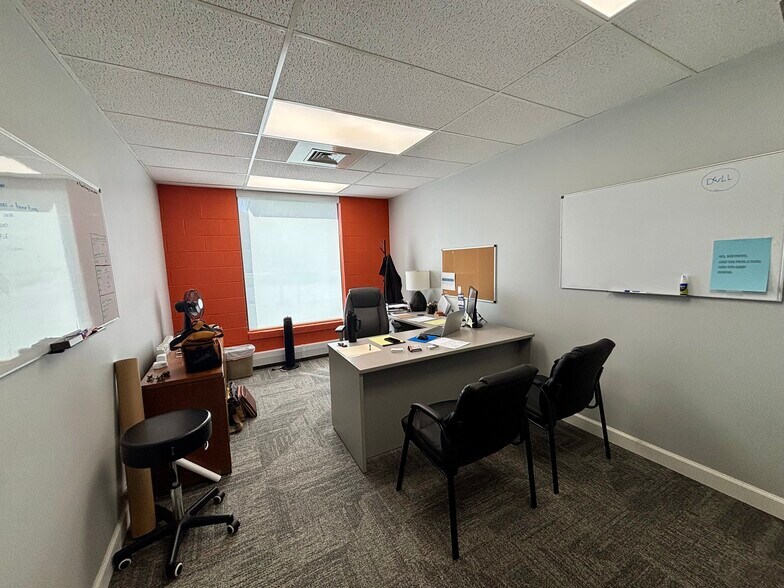 More Photos Of 1231 Roth Dr, Lansing Office For Sale