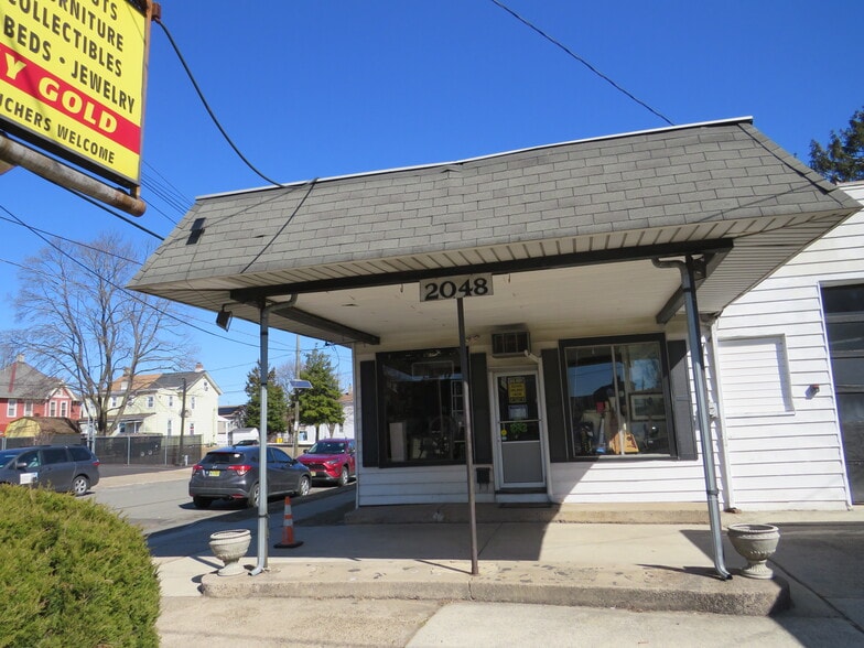 More Photos Of 2048 S Broad St, Hamilton Storefront For Sale