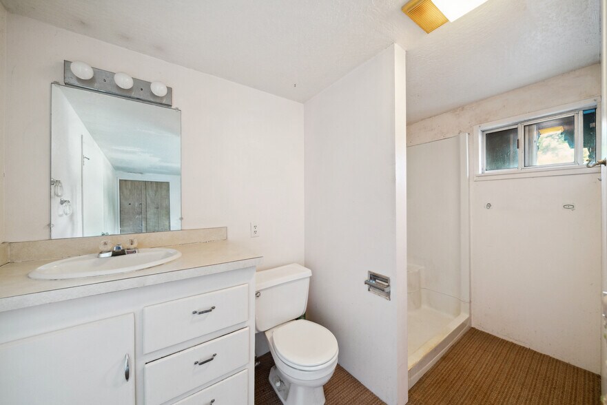 More Photos Of 35800 7th (Hwy101) St, Nehalem Storefront Retail Residential For Sale