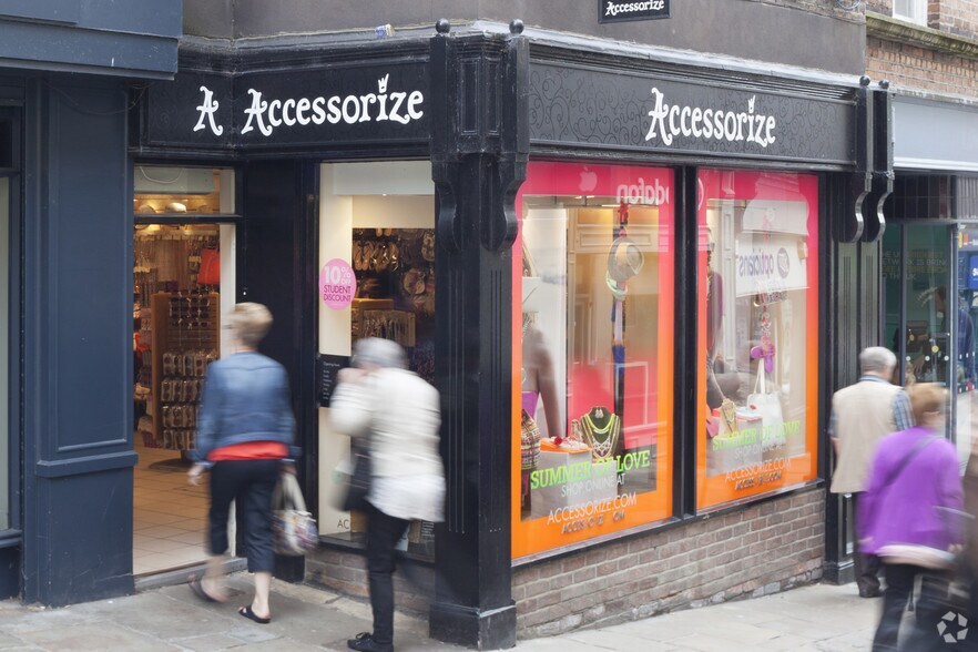 12 Silver St, Durham DH1 3RB Retail For Lease