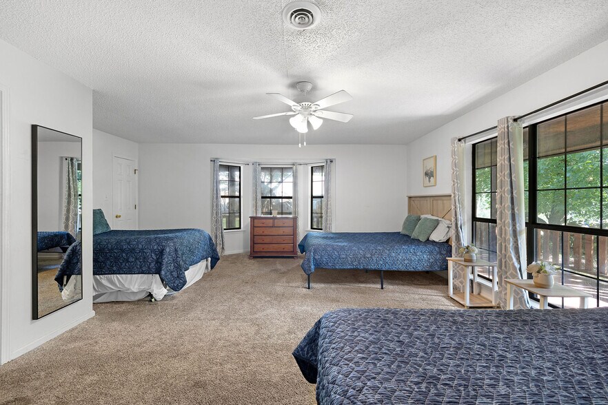 More Photos Of 10360 AL-227, Albertville Specialty For Sale
