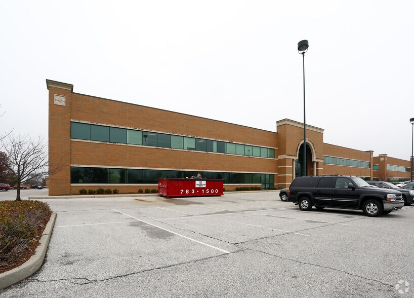 More Photos Of 533 E County Line Rd, Greenwood Medical For Lease