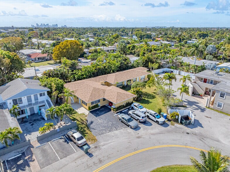 More Photos Of 4410 NE 19th Ter, Fort Lauderdale Apartments For Sale