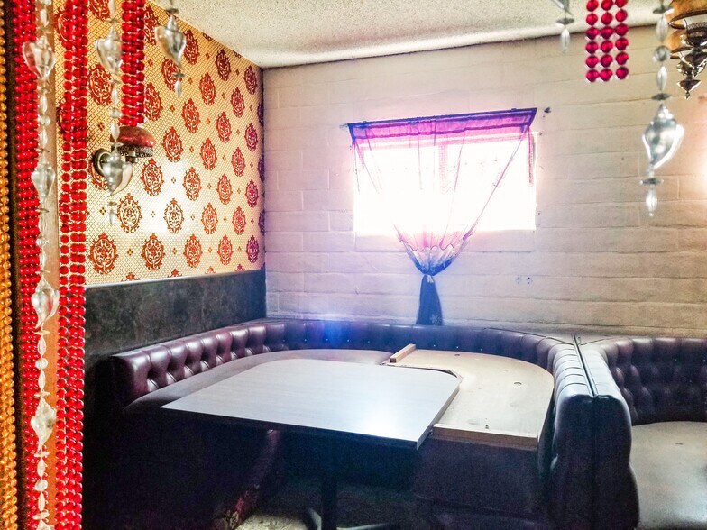 More Photos Of 2147-2159 N Texas St, Fairfield Restaurant For Lease