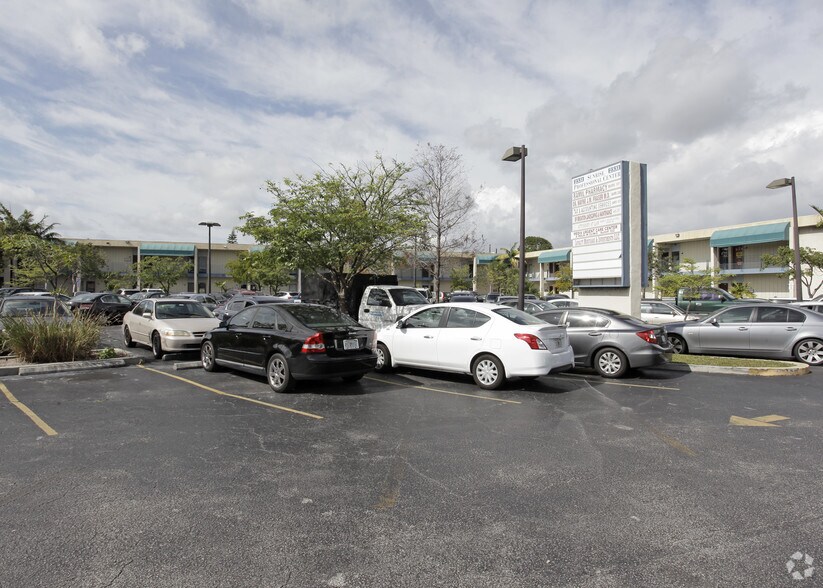 More Photos Of 2331 N State Road 7, Lauderhill Office For Lease