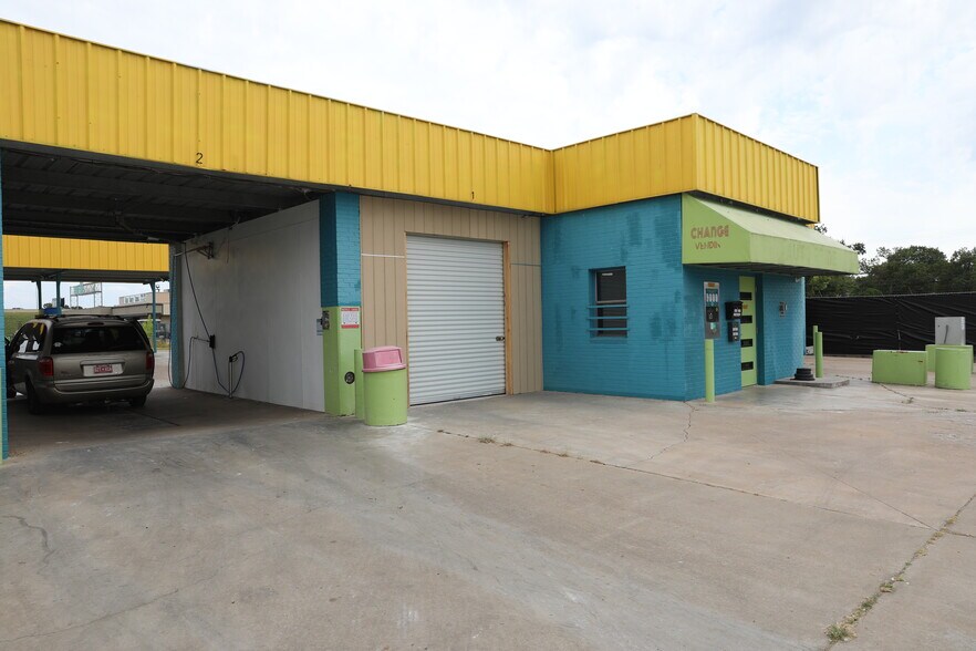 More Photos Of 10150 E 11th St, Tulsa Carwash For Sale
