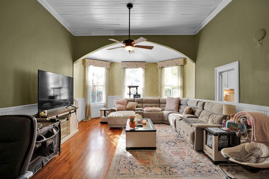 More Photos Of 115 N Magnolia St, Raeford Office Residential For Sale