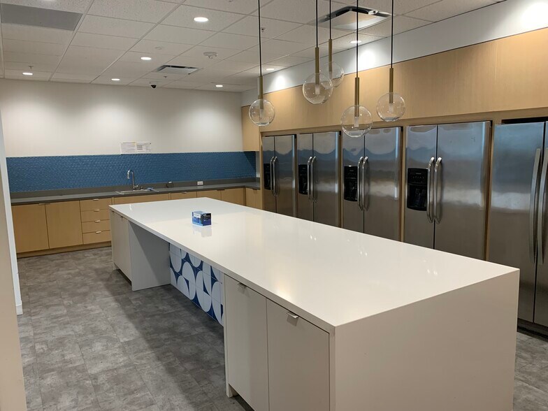 More Photos Of 7310 N Eldridge Pky, Houston Office For Lease