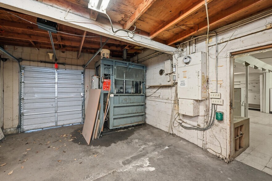 More Photos Of 3794 CA-20, Nice General Retail For Sale