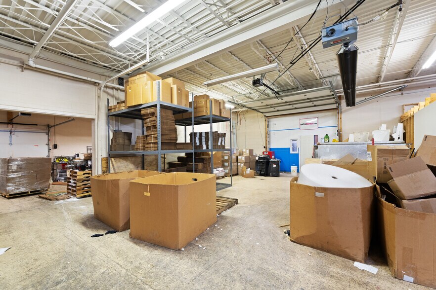 More Photos Of 677 S Cardinal Ln, Scottsburg Industrial For Sale