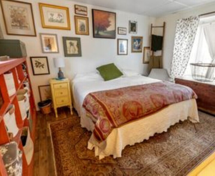 More Photos Of 239 Main St, Killingly Apartments For Sale