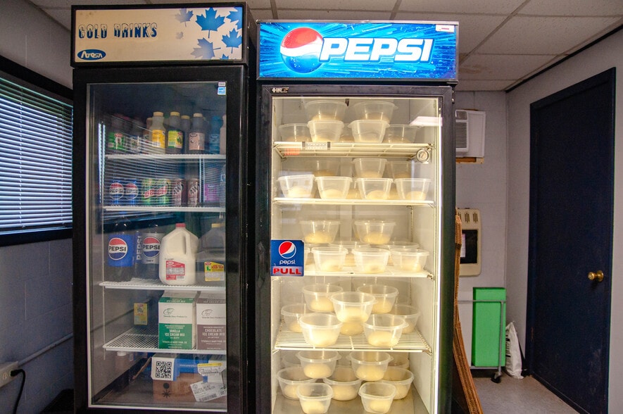 More Photos Of 2003 Oneida Valley Rd, Karns City Restaurant For Sale