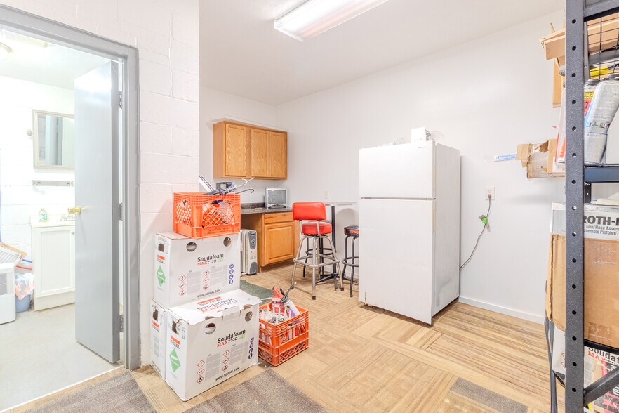 More Photos Of 204 Main St, East Pittsburgh Warehouse For Sale