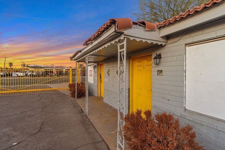 More Photos Of 1945 W Van Buren, Phoenix Hotel For Sale