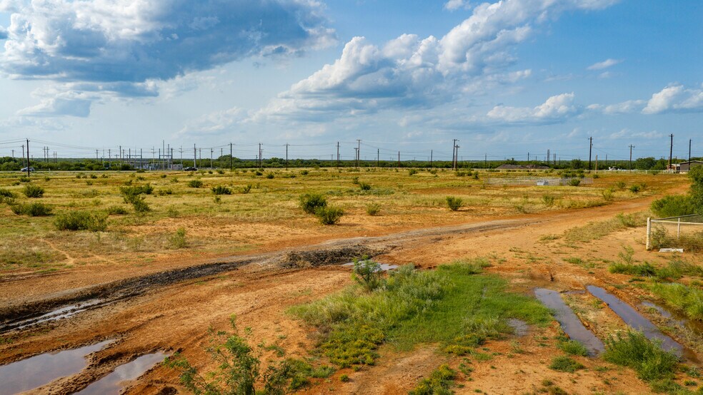 More Photos Of 175 County Road 1151, Pearsall Land For Sale