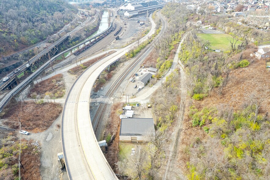 More Photos Of 204 Main St, East Pittsburgh Warehouse For Sale