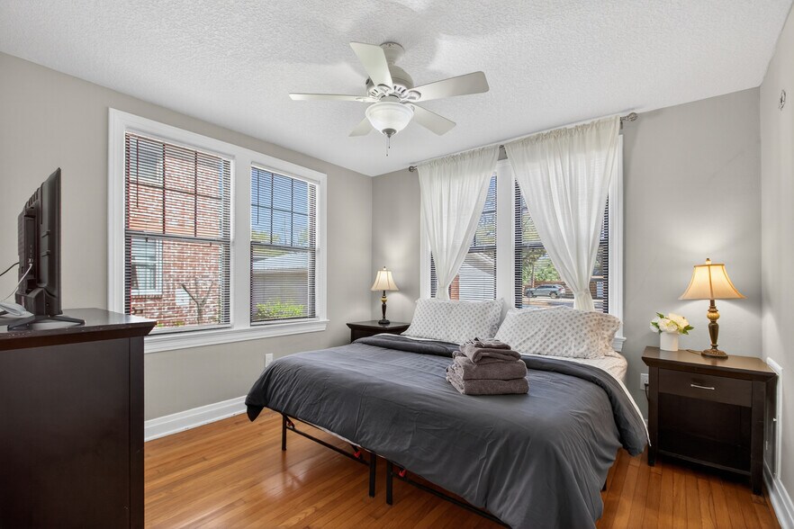 More Photos Of 1710 River Rd, Jacksonville Apartments For Sale