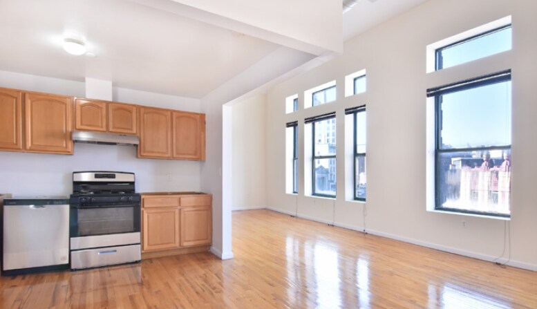 More Photos Of 12-14 N Broadway, Yonkers Apartments For Sale