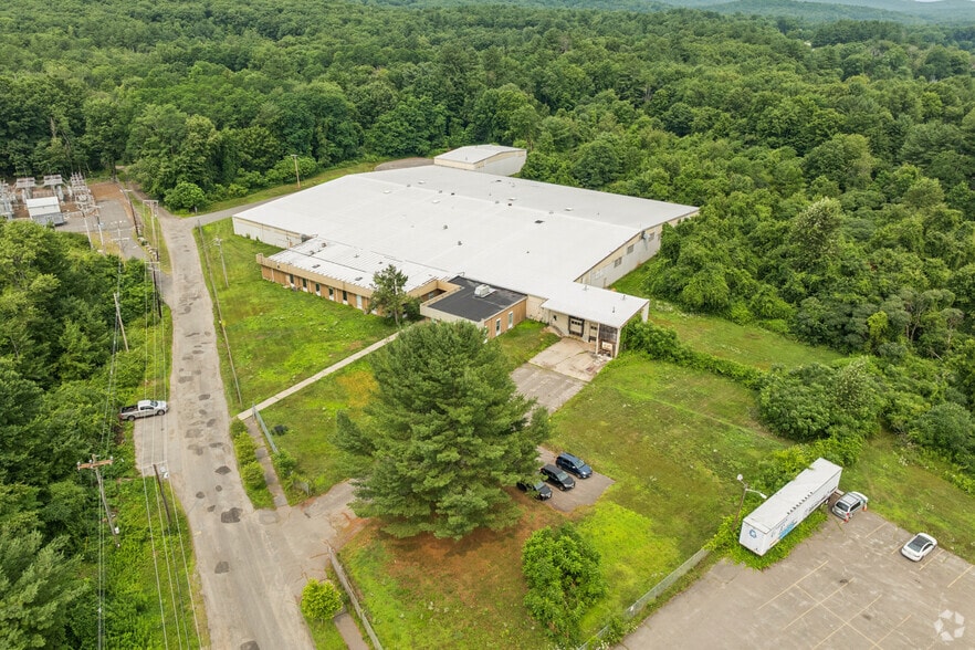 More Photos Of 24 Spring St, Florence Warehouse For Sale