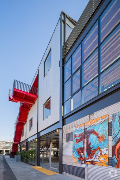 More Photos Of 212 Eucalyptus Dr, El Segundo Office For Sale