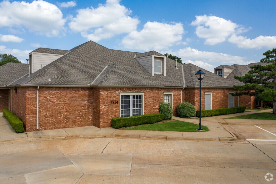 More Photos Of 1008 NW Grand Blvd, Oklahoma City Unknown For Lease