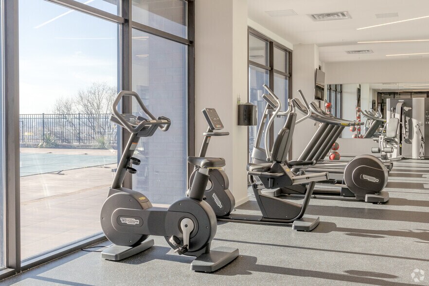 More Photos Of 520 Cliff St, Fairview Apartments For Sale