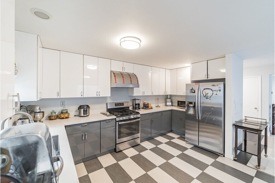 More Photos Of 419 Harvey Pl, Pacifica Apartments For Sale