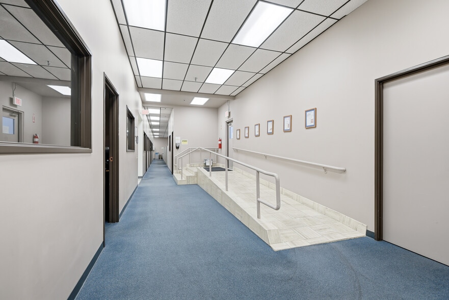 More Photos Of 403 S Raymond Ave, Pasadena Self Storage For Sale