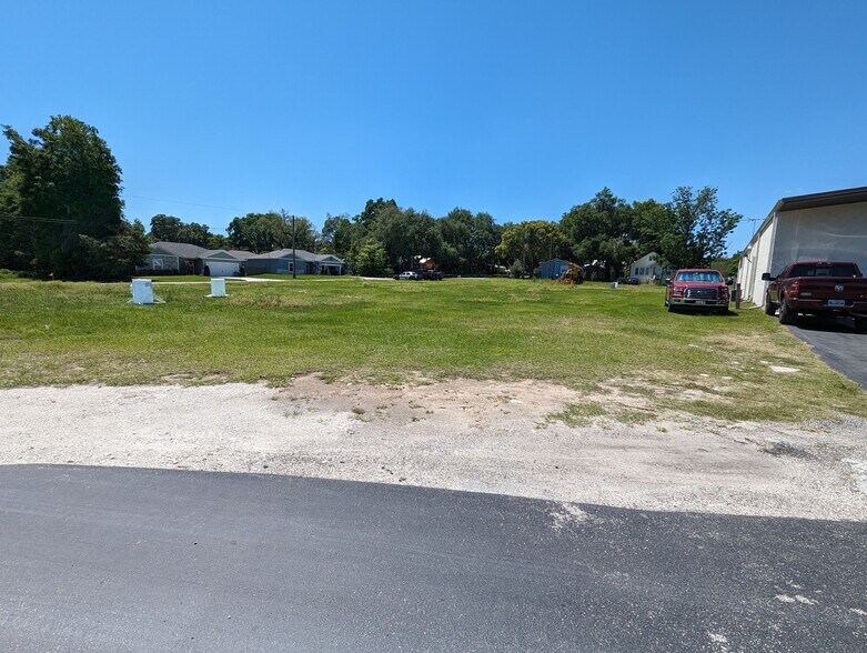 More Photos Of 14051 US Highway 98 Byp, Dade City Manufacturing For Sale