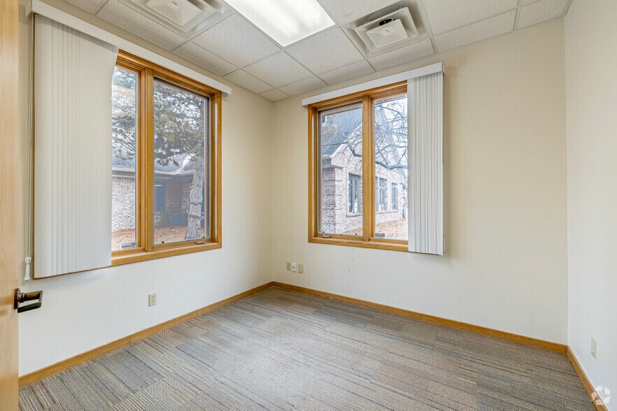 More Photos Of 2410 Woodlake Dr, Okemos Unknown For Lease