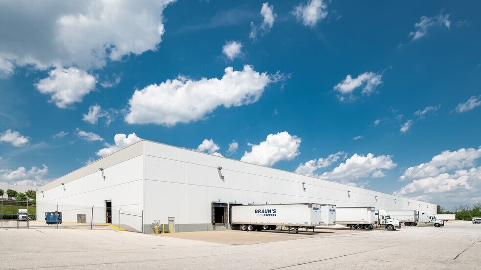 More Photos Of 6745 Business Pky, Elkridge Unknown For Sale