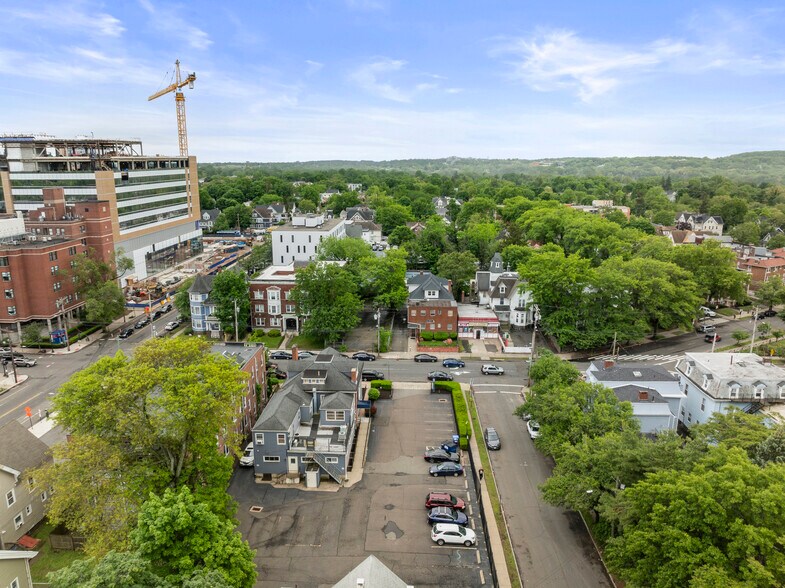 More Photos Of 1481 Chapel St, New Haven Office For Sale