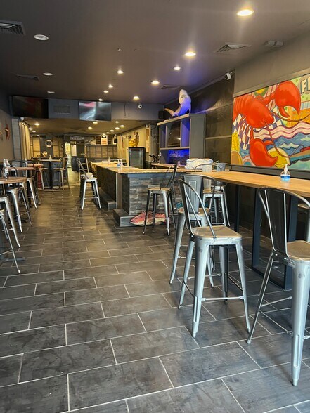More Photos Of 514 S Broadway, Baltimore Restaurant For Lease