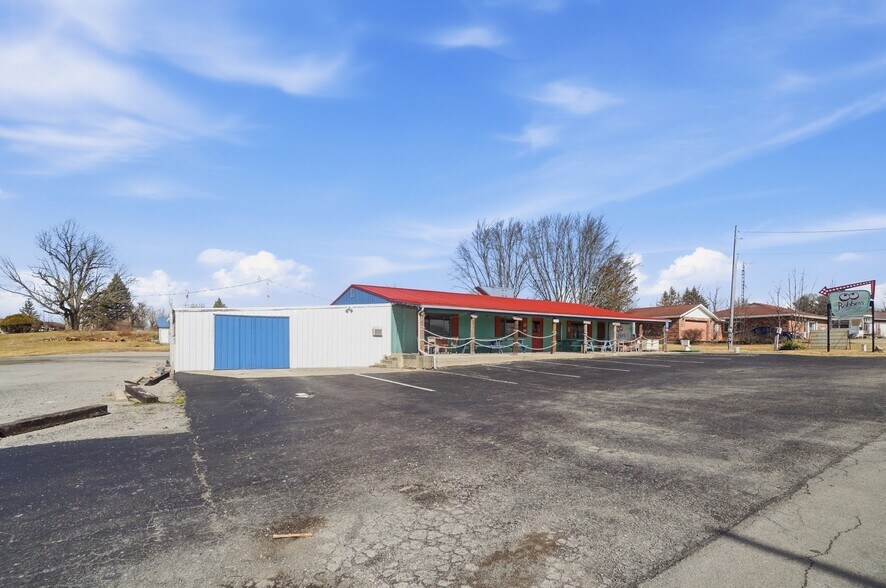 More Photos Of 15641 Oh-235, Belle Center Freestanding For Sale