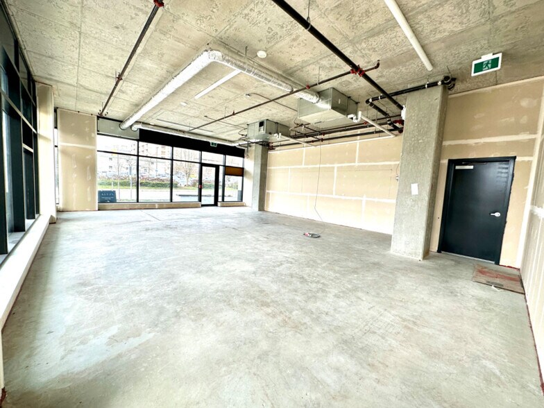 More Photos Of 1526 Finlay St, White Rock Apartments For Sale
