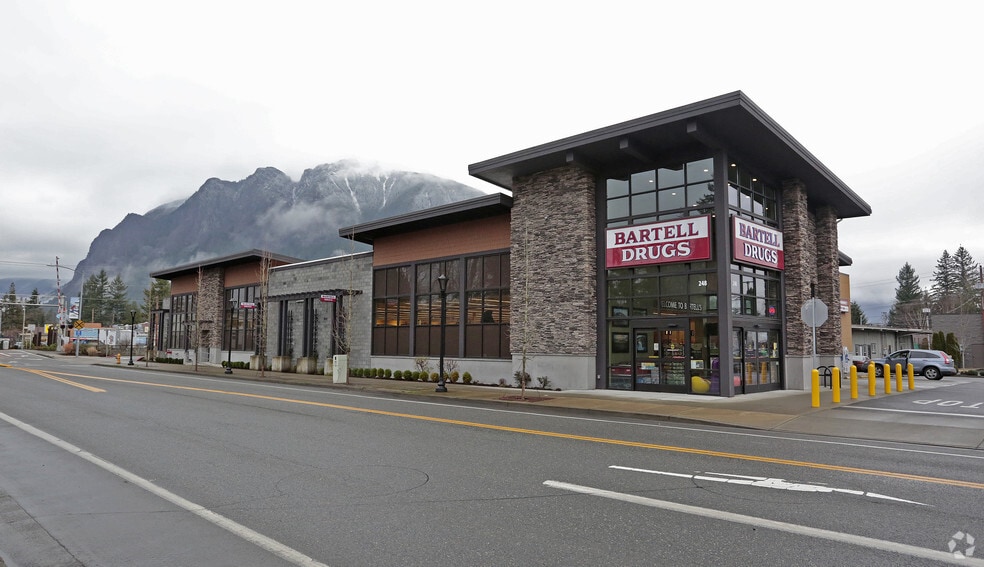 Primary Photo Of 248 Bendigo Blvd S, North Bend Drugstore For Lease