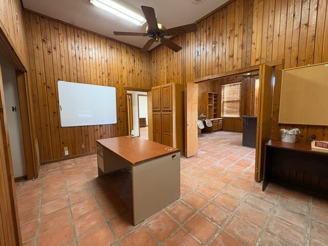 More Photos Of 1500 Simmons Ave, Jourdanton Warehouse For Sale