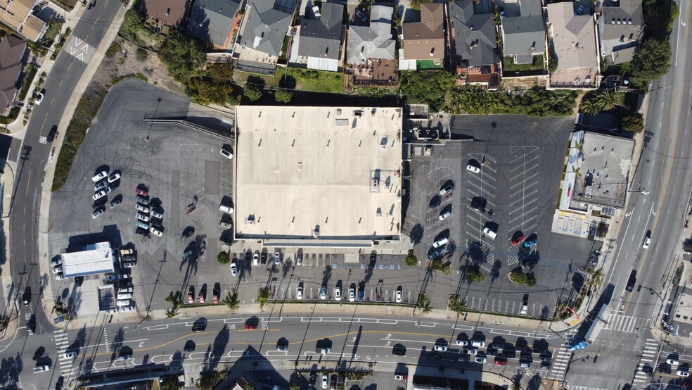 More Photos Of 1660 W 25th St, San Pedro Auto Repair For Sale