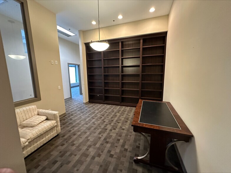 More Photos Of 35 Campbell Ave SW, Roanoke Multifamily For Sale