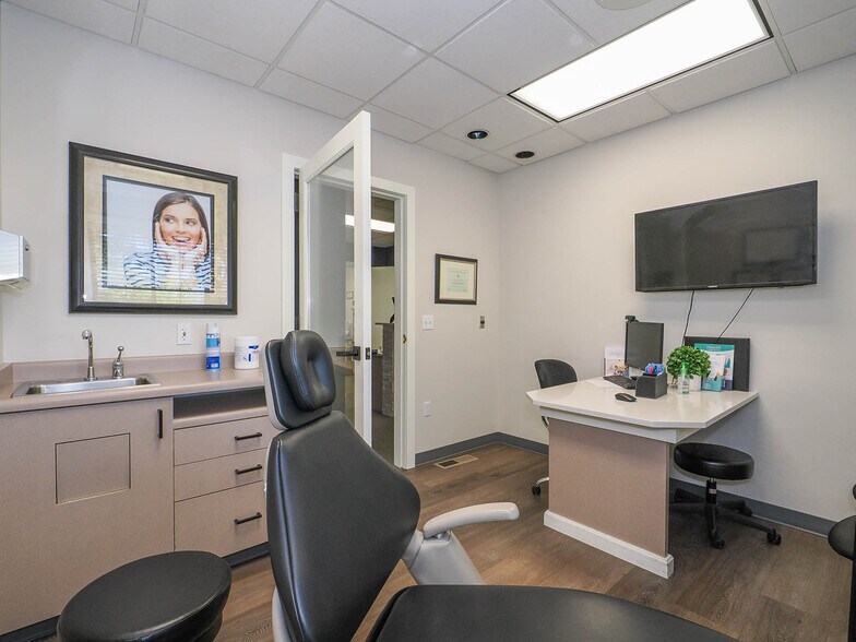 More Photos Of 3105 W 5400 S, Salt Lake City Medical For Sale
