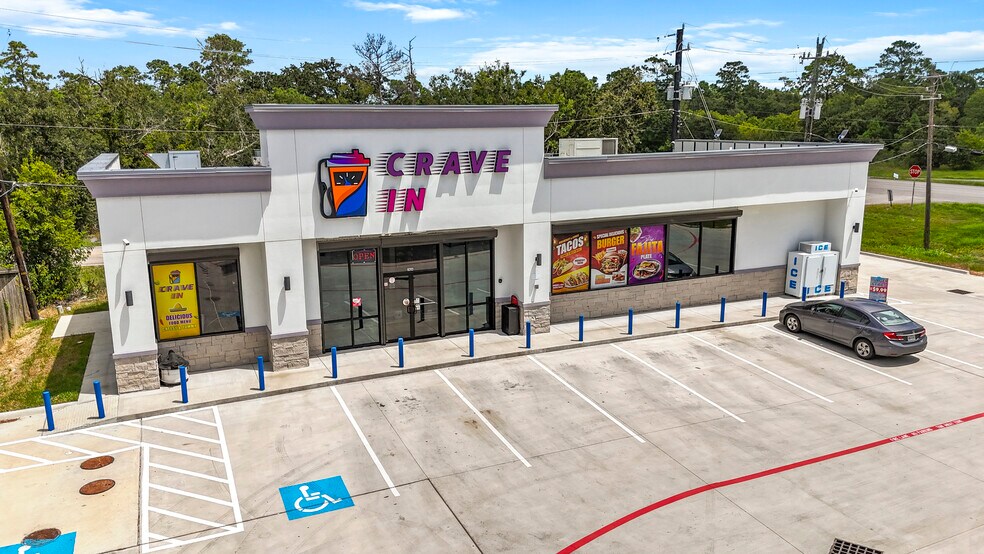 More Photos Of 7434 TX-35, Alvin General Retail For Sale