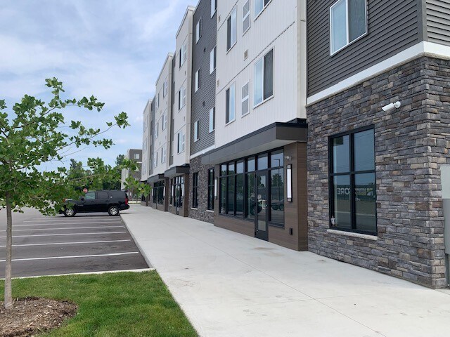More Photos Of 717 E 24th St, Holland Apartments For Lease