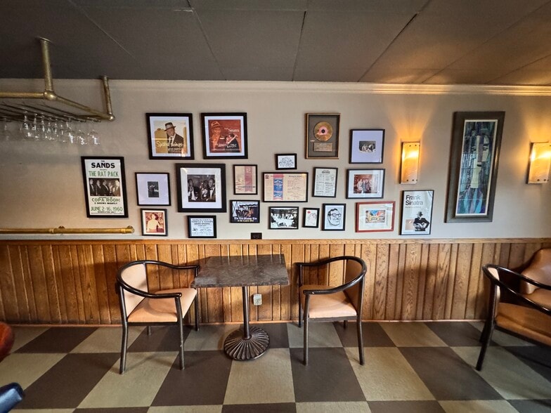 More Photos Of 572 2nd Ave, Troy Restaurant For Sale