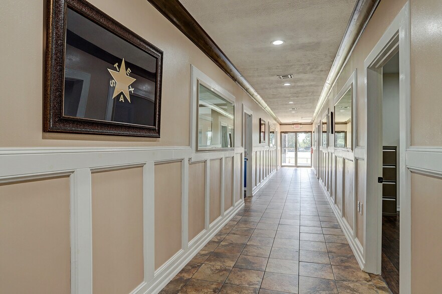 More Photos Of 16910 FM 2920 Rd, Tomball Office For Lease